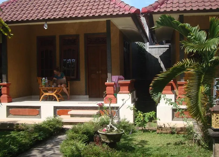 Casa de hóspedes Gusti *
